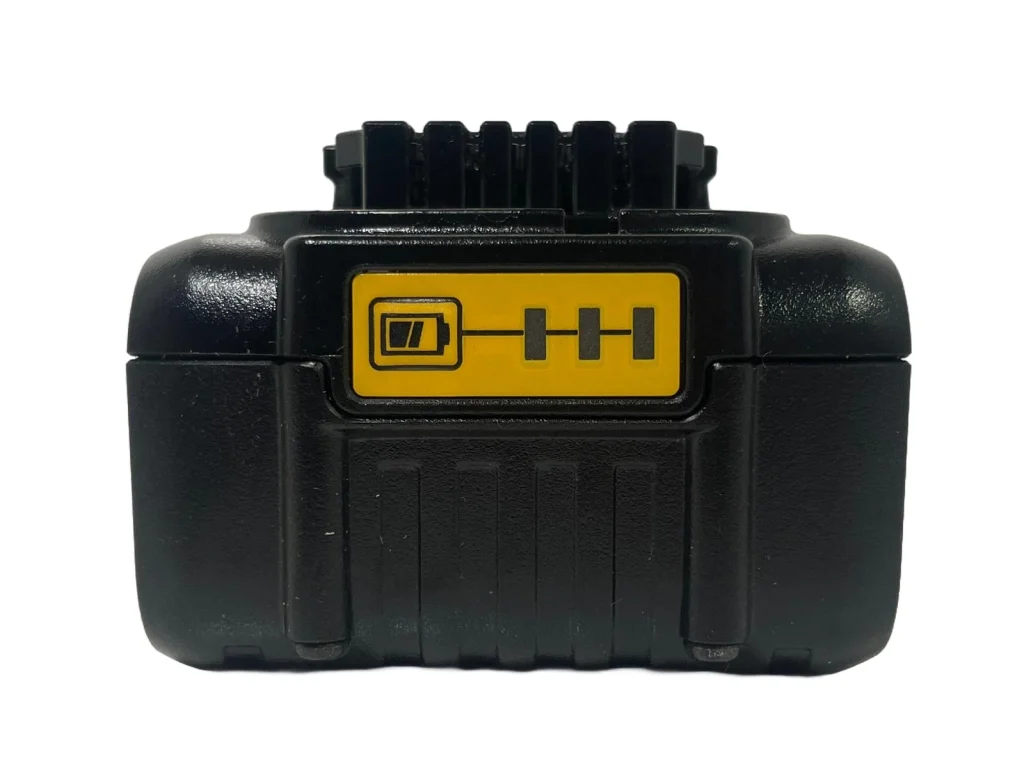 DeWalt 18 v XR Slide 4.0ah Li-ion Battery DCB182- front