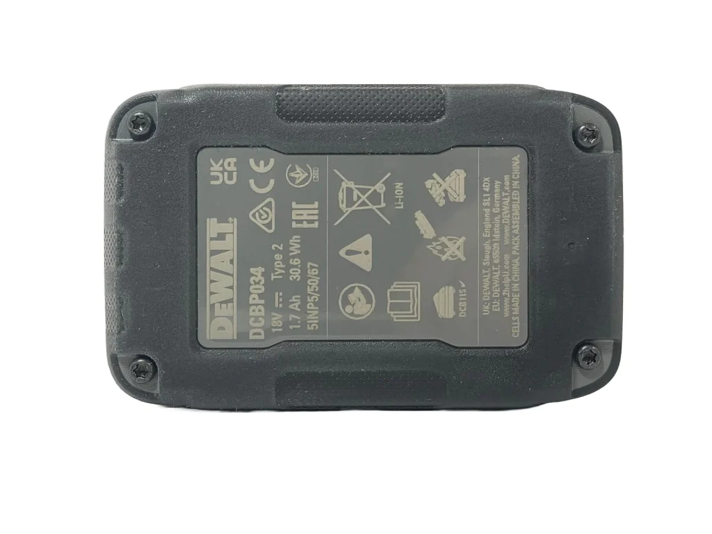 DeWalt 18v XR Powerstack 1.7Ah Lithium-Ion Battery DCBP034-XJ- bottom