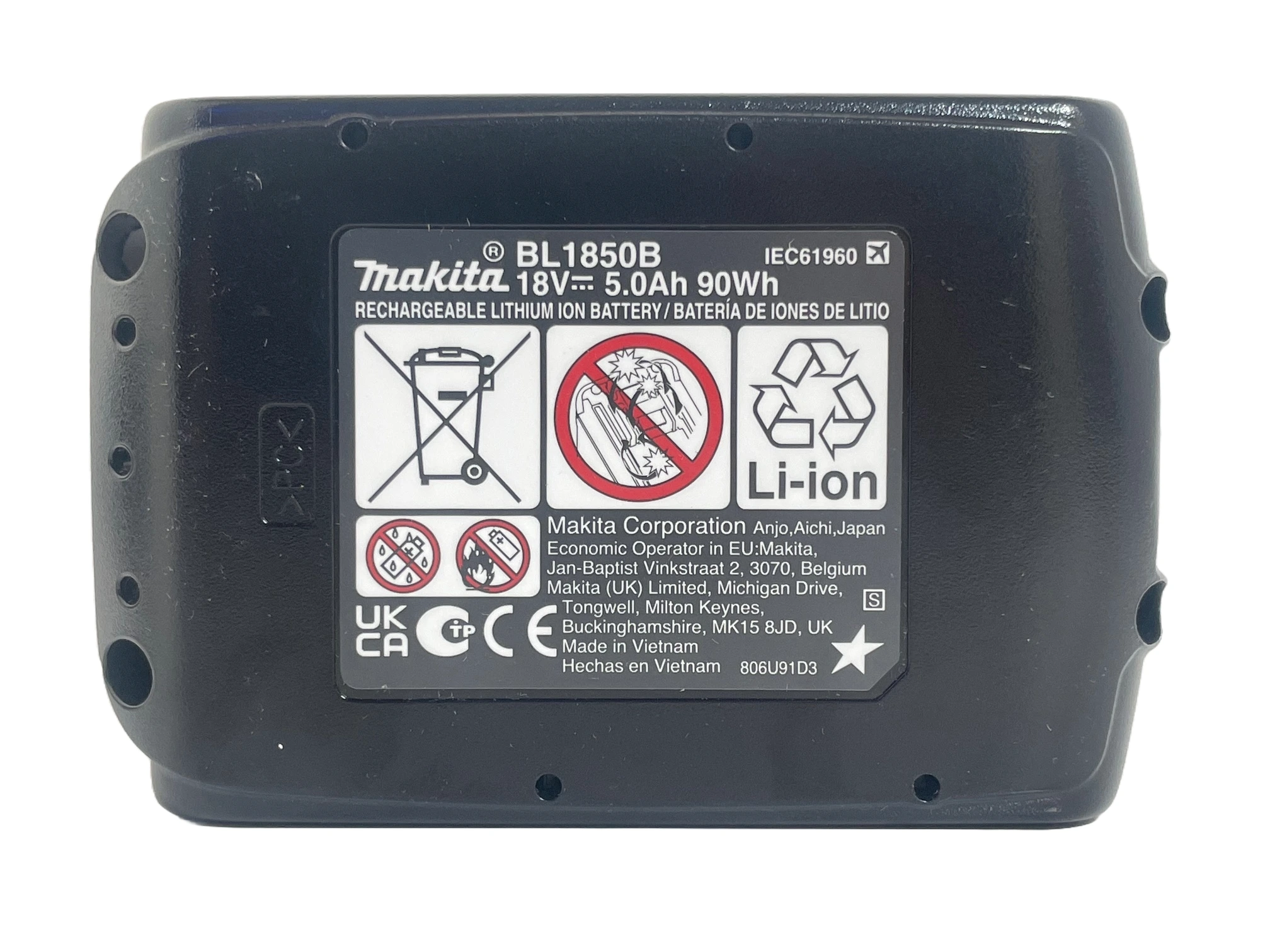 makita-18volt-5ah-battery-BL1850B-bottom