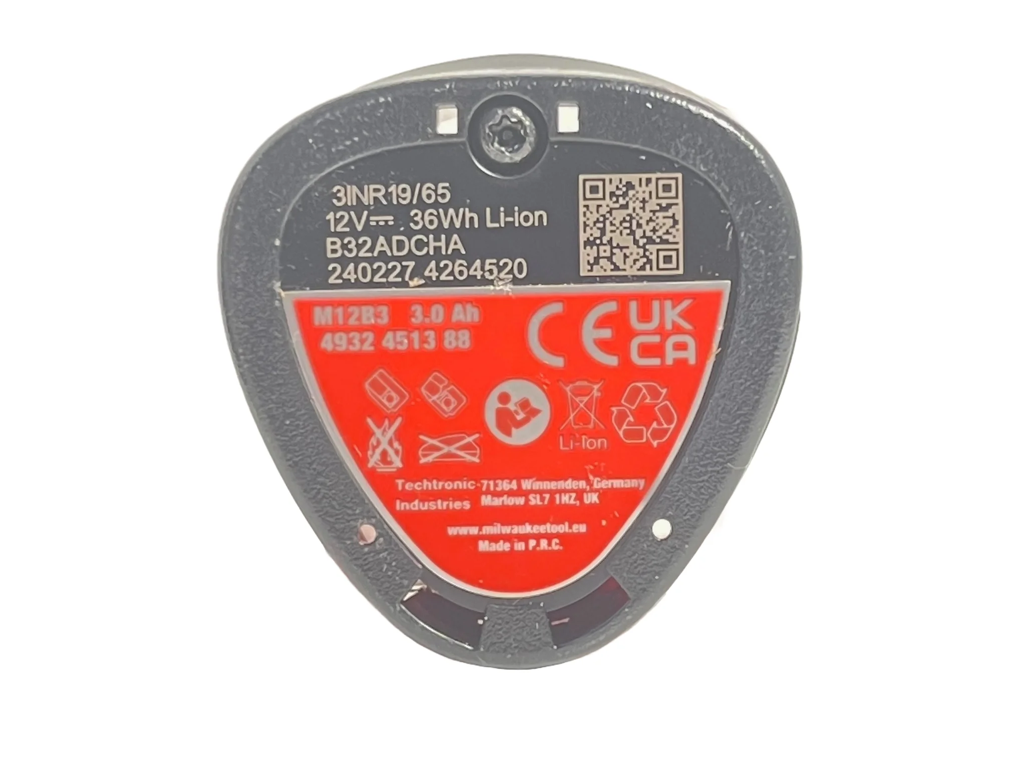 milwaukee-12volt-3ah-battery-M12B3-bottom