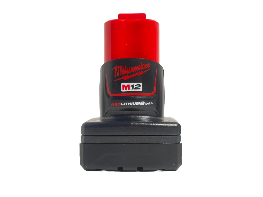 milwaukee-12volt-6ah-battery-M12B6-bottom