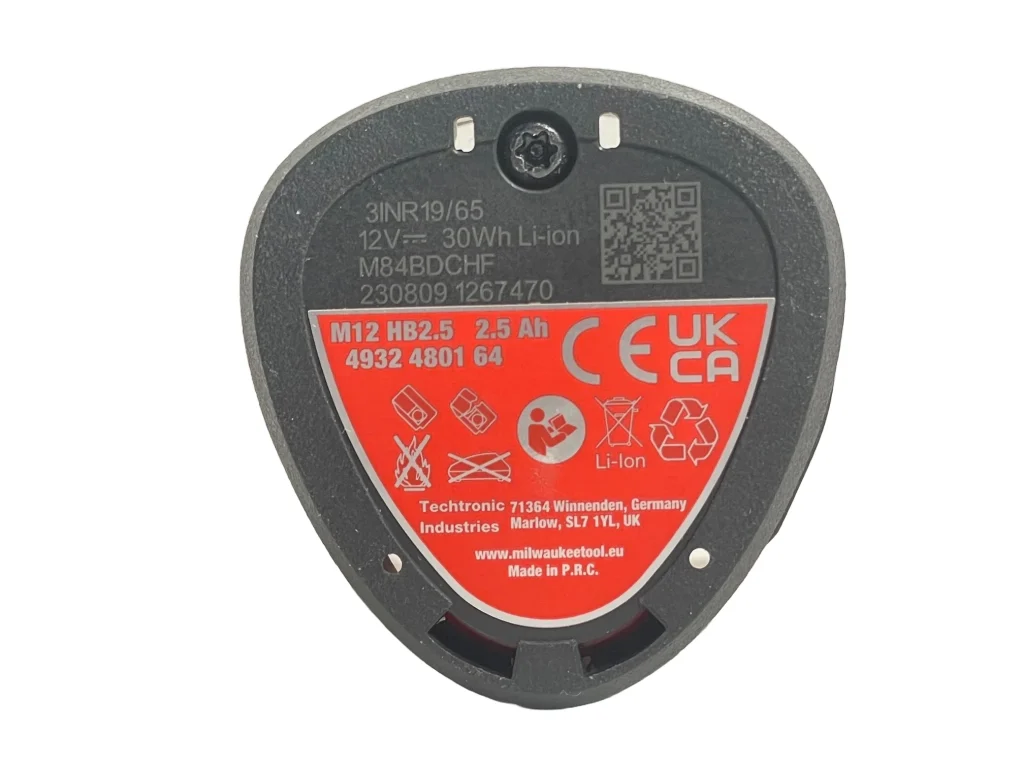 milwaukee-12volt-high-output-2.5ah-battery-M12HB2.5-bottom